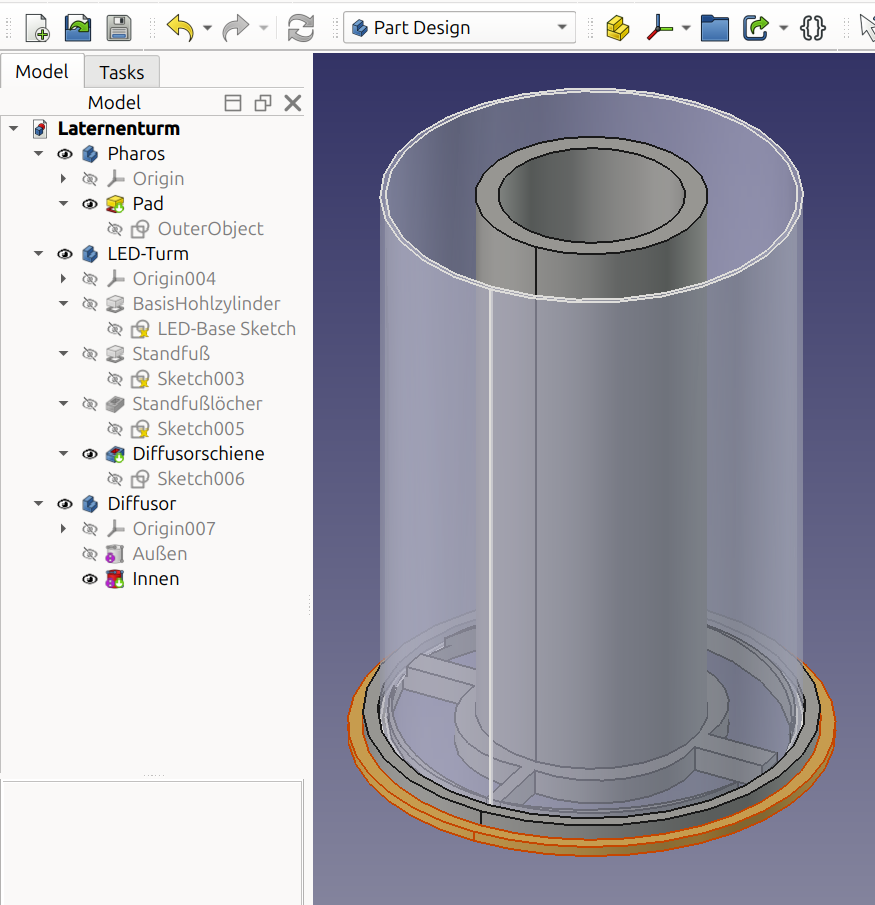 FreeCAD: Aufbau der Laternenturm Datei mit oberem Teil des Laternenturms, dem LED-Turm und Diffusor. Alles in einer Datei, übereinandergelegt sodass die Maße abgestimmt werden konnten.